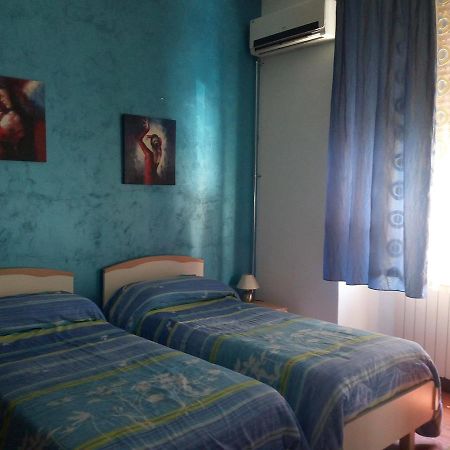 Eurelios Bed & Breakfast Adrano Bagian luar foto