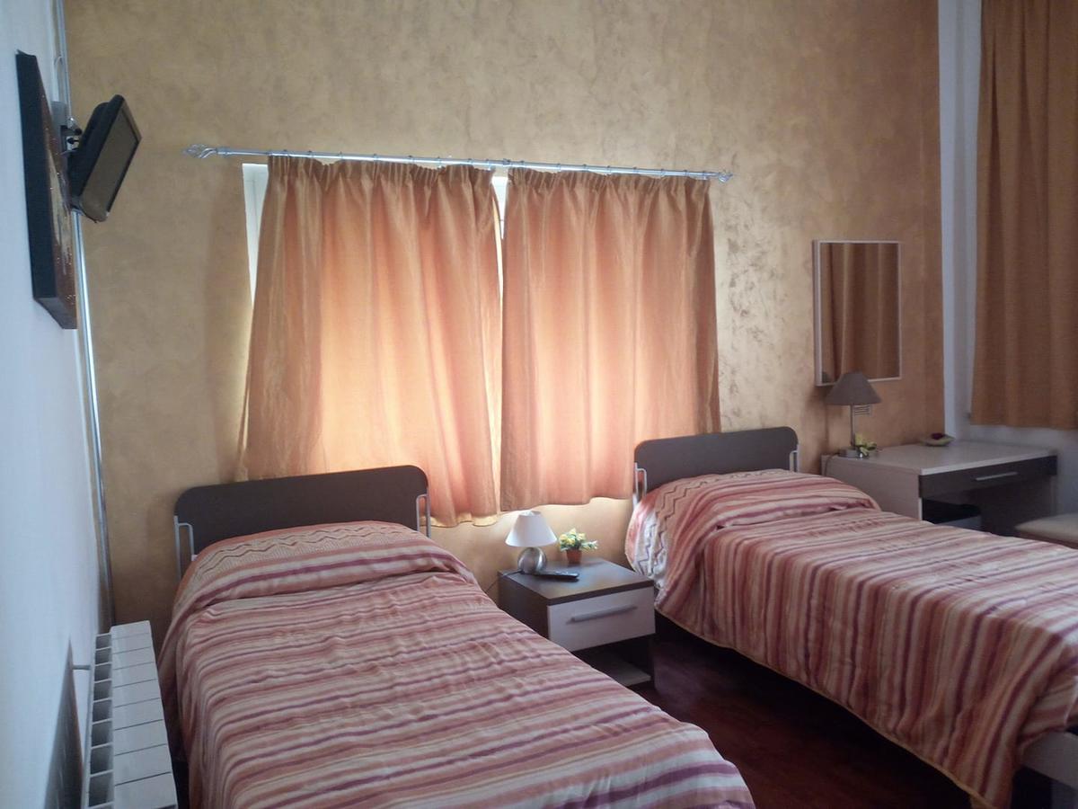 Eurelios Bed & Breakfast Adrano Bagian luar foto