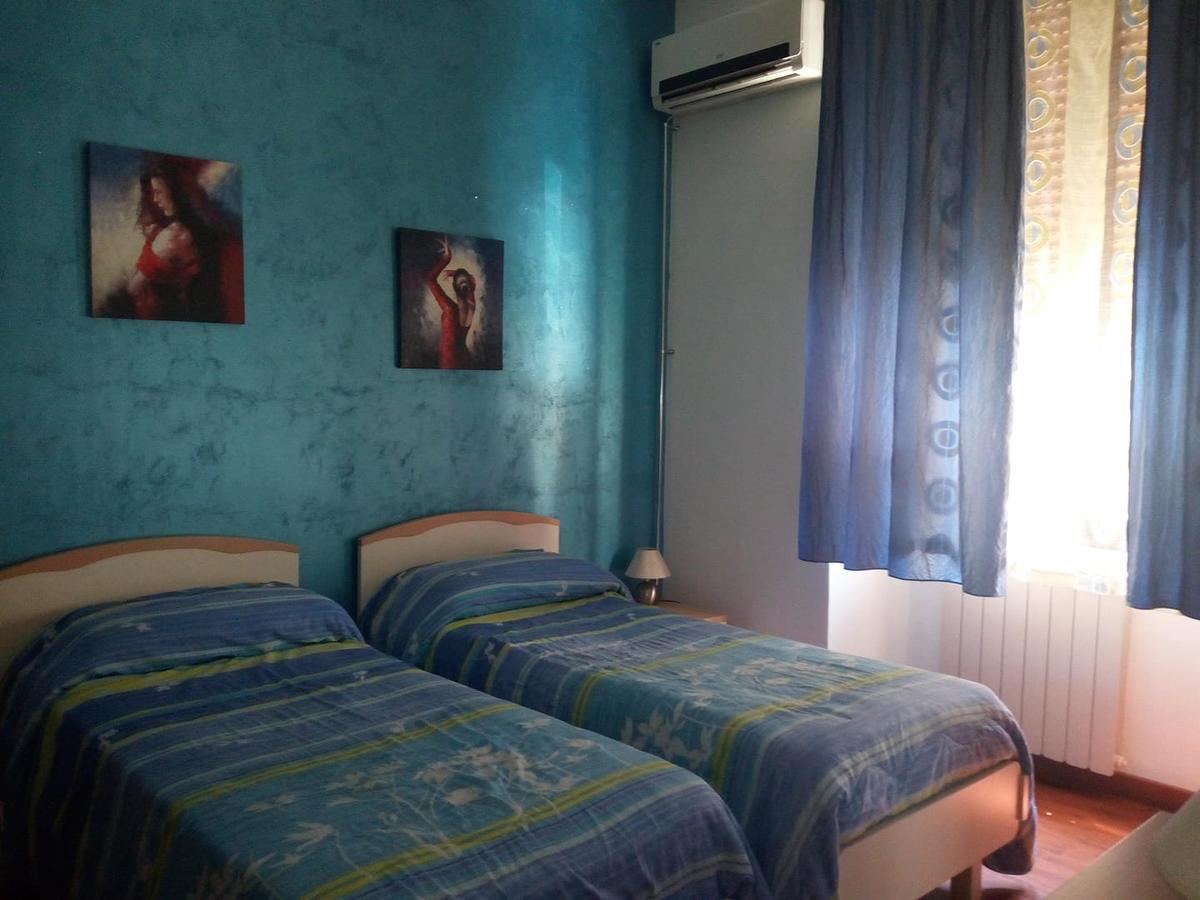 Eurelios Bed & Breakfast Adrano Bagian luar foto